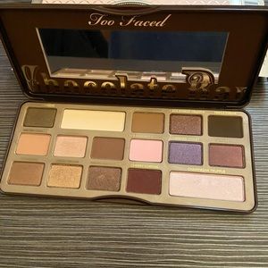 Too face chocolate bar pallets